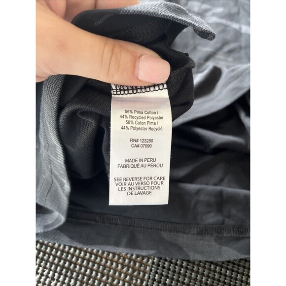 Travis Mathew Shirt Adult XXL Black Gray Camo Stretch Golf Polo Performance Mens - Picture 8 of 8